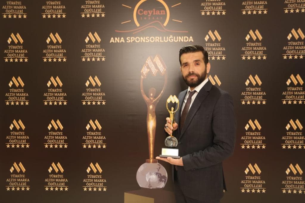 BY Holding Dünya Devleri Arasına Girdi